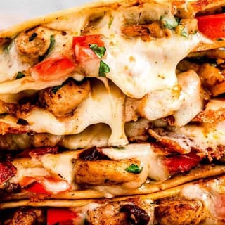 Grande Quesadilla
